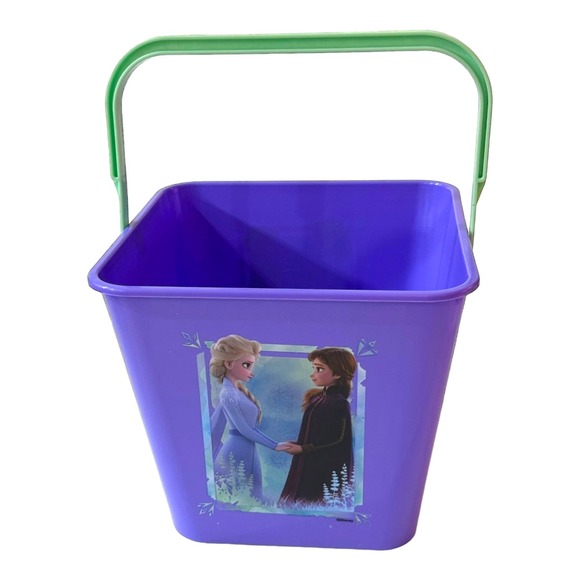 Frozen Easter Basket, Talking Plush Olaf, Jumbo Art Gift Set - Picture 2 of 10